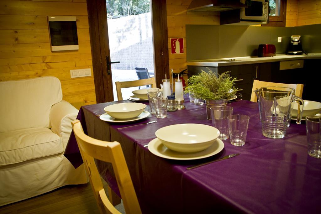 Apartamentos El Bosquet Sant Cugat del Valles Ngoại thất bức ảnh