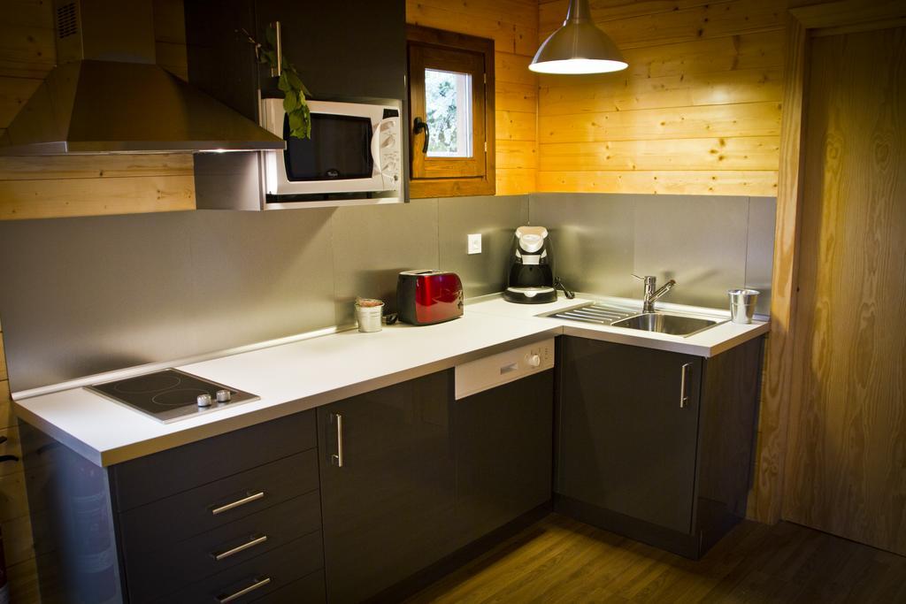 Apartamentos El Bosquet Sant Cugat del Valles Phòng bức ảnh