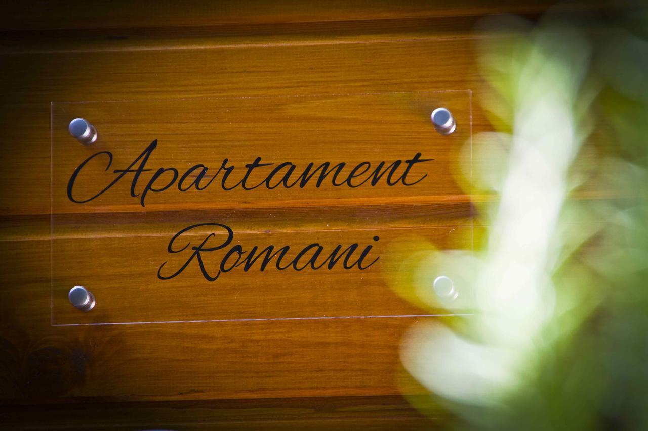 Apartamentos El Bosquet Sant Cugat del Valles Ngoại thất bức ảnh